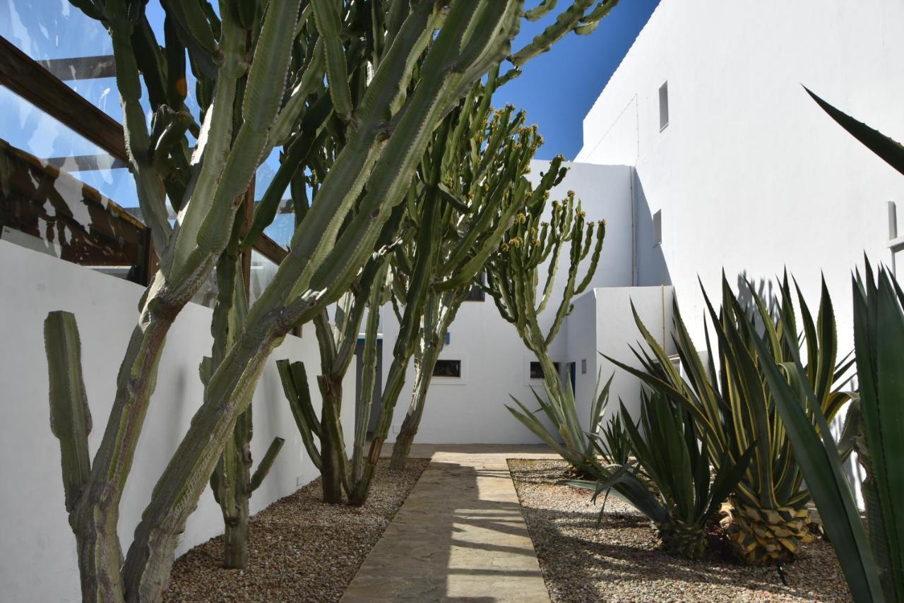 Hostel Doña Lola Marina Zahara de los Atunes Exterior foto